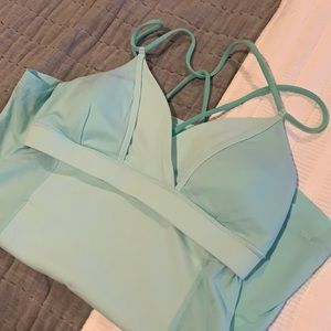 Lululemon Tank Top w/ Built in Bra